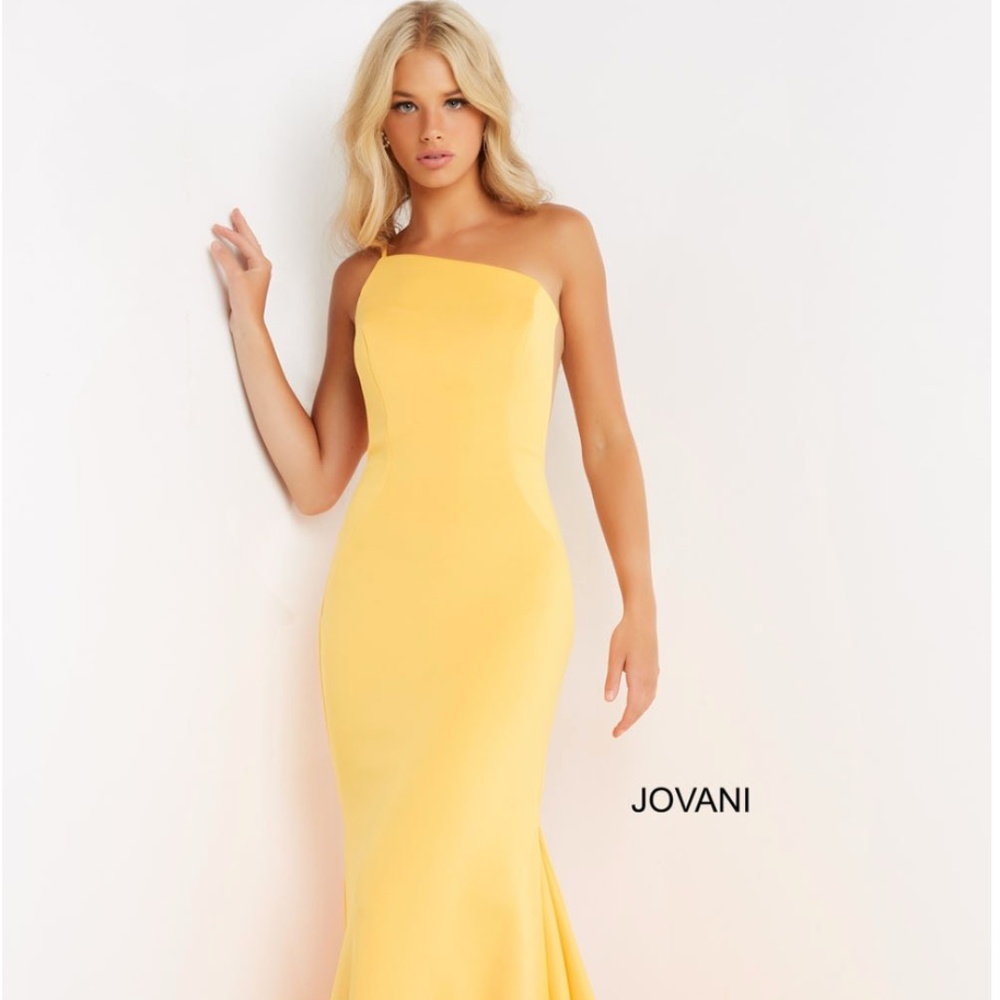 JOVANI - Yellow one shoulder Prom Dress